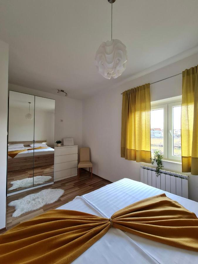Bed and Breakfast Pansion Katarina Malinska Exterior foto