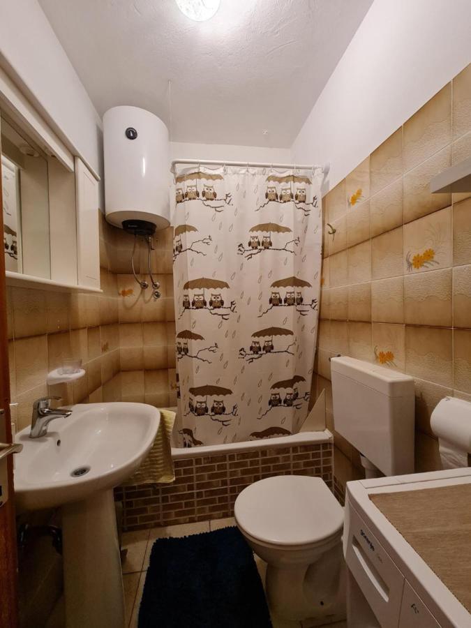 Bed and Breakfast Pansion Katarina Malinska Exterior foto