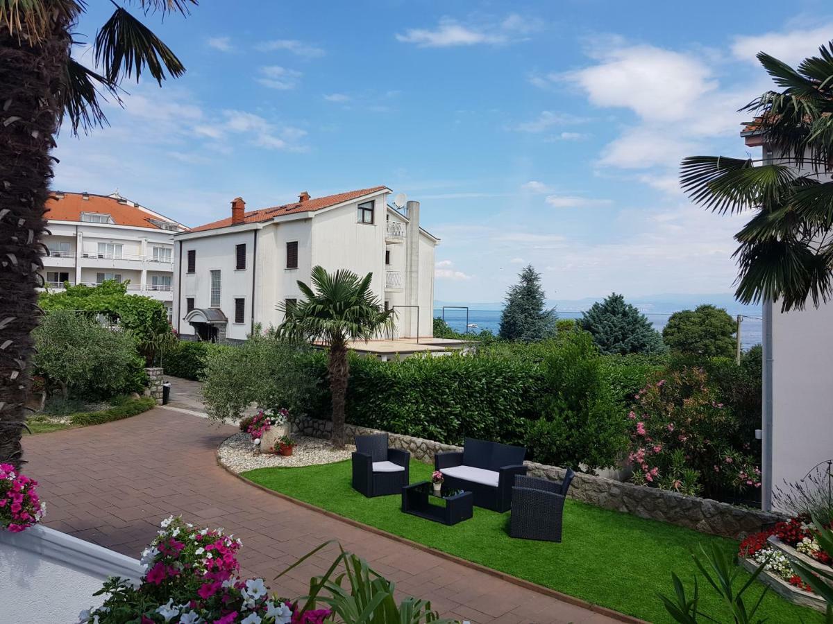 Bed and Breakfast Pansion Katarina Malinska Exterior foto